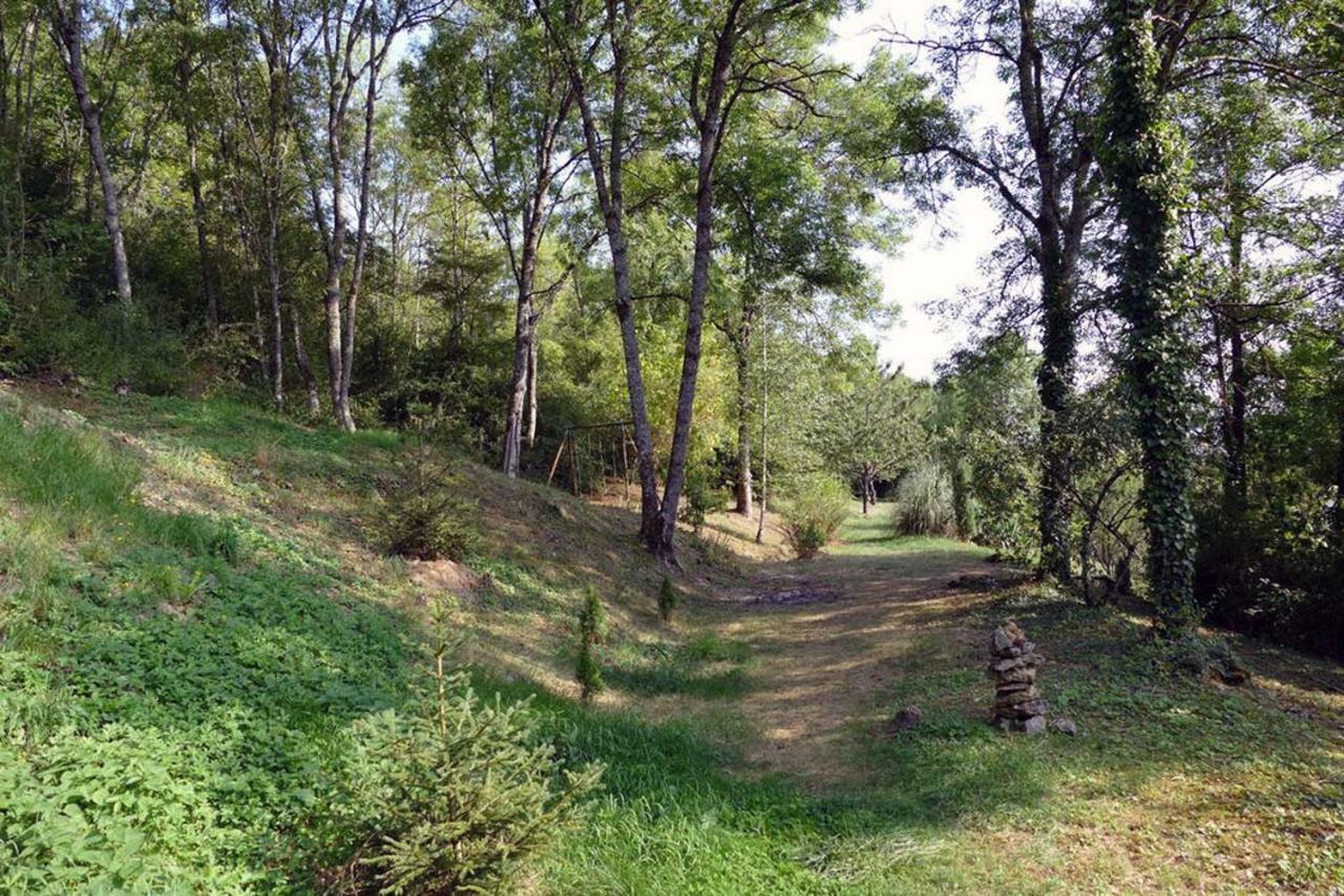 Gite La Providence Saint-Sernin-du-Plain Εξωτερικό φωτογραφία